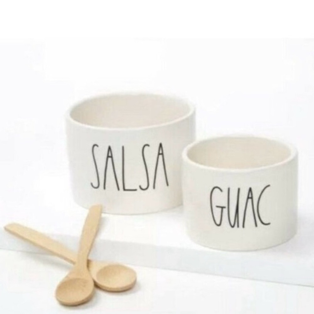 Rae Dunn salsa and guacamole serving set